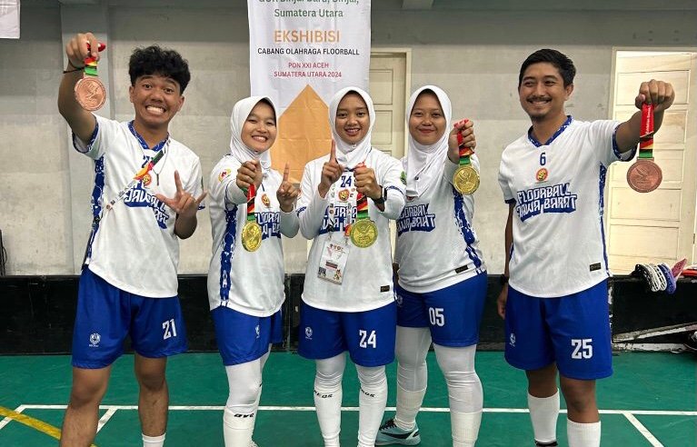 Atlet Floorball asal Kota Sukabumi berhasil meraih dua medali pada PON XXI di Aceh dan Sumatera. Foto: Istimewa.