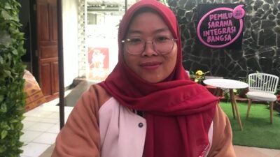 Kadiv Sosdiklih Parmas dan SDM KPU Kota Sukabumi, Seni Soniansih. Foto: Nuria Ariawan/HALOSMI.
