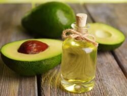 Yuk Ketahui! Manfaat Minyak Alpukat yang Diklaim Lebih Sehat