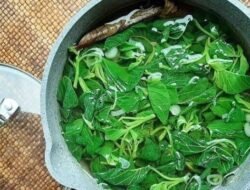 Kesal dengan Perut Buncit? Coba deh Sarapan Sayuran Ini