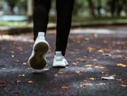Deretan Penyakit yang Bisa Dicegah dengan Jalan Kaki, Apa Saja Ya?