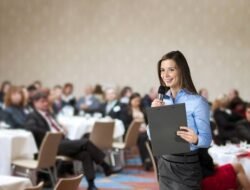 Begini Cara Agar Tidak Gugup Berbicara di Depan Banyak Orang!