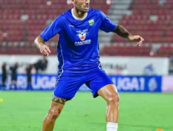 Tyronne Del Pino Kecewa Bobotoh Bakal Absen di Dua Laga Persib