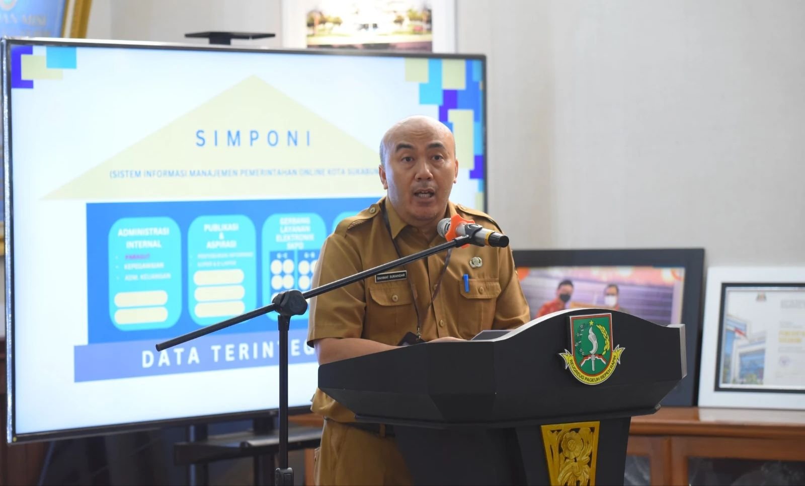 Kepala Diskominfo Kota Sukabumi, Rahmat Sukandar. Foto: Istimewa.