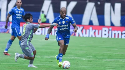 Jangan Sampai Ketinggalan! Berikut Link Live Streaming Persib Bandung vs Persebaya