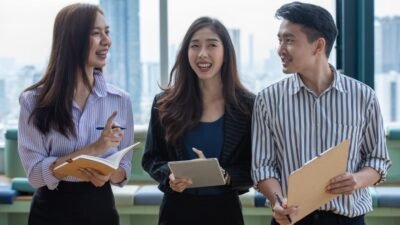 Simak! Perbedaan Gen Z dan Milenial saat di Tempat Kerja