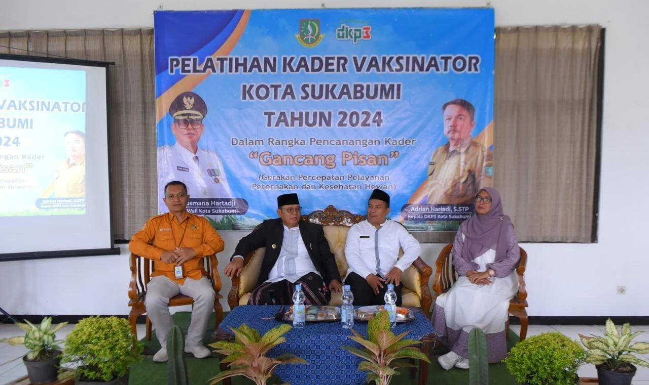 Pemkot Sukabumi mengadakan pelatihan kader vaksinator yang diselenggarakan oleh DKP3 di KAC, pada Selasa, 22 Oktober 2024. Foto: Dokpim Kota Sukabumi.