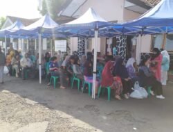 Operasi Pasar Bersubsidi di Kelurahan Gunungpuyuh, Ribuan Paket Sembako Diserbu Warga