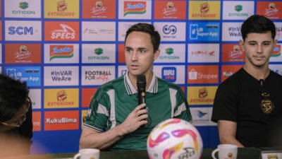 Tidak akan Dihadiri Bobotoh, Begini Tanggapan Pelatih Persebaya