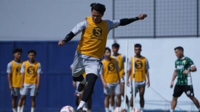 Achmad Jufriyanto Sebut Kemenangan atas Persebaya Surabaya Sangat Penting Bagi Skuat Persib Bandung