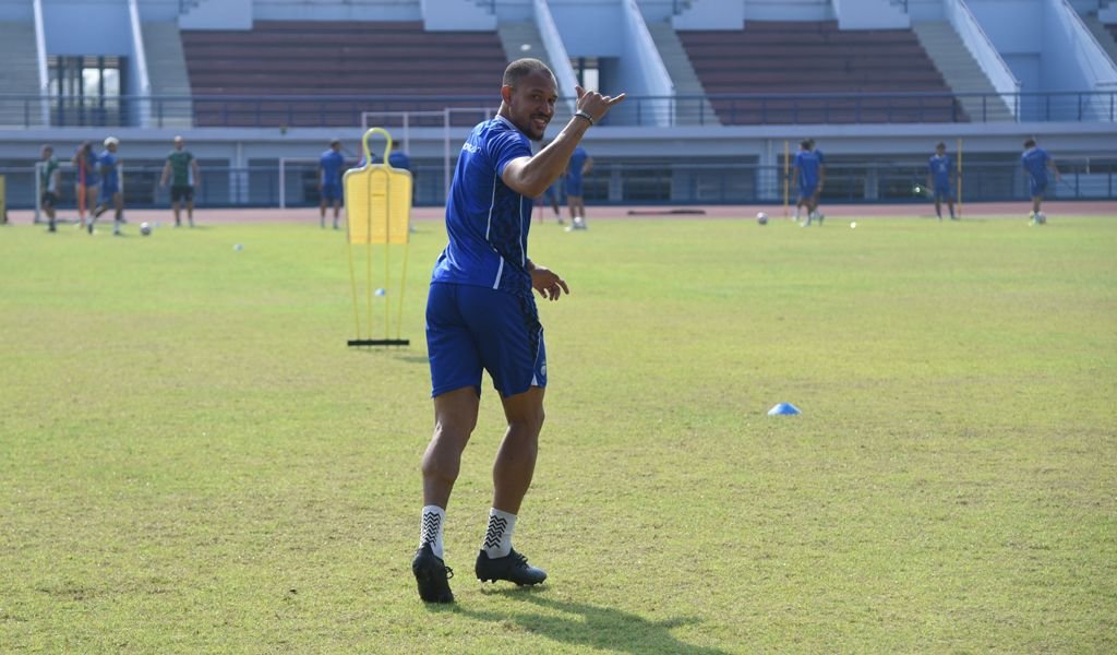 Bek Persib Bandung, Gustavo Franca. (Media Officer Persib)