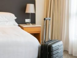 Waspada Kamera Tersembunyi di Hotel! Cek Dulu Sebelum Tidur