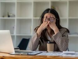 Kenali! Pemicu Masalah Mental Pada Pekerja, Apa Saja?