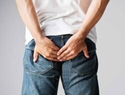 Kenali! Gejala, Penyebab dan Cara Mencegah Ambeyen pada Perempuan