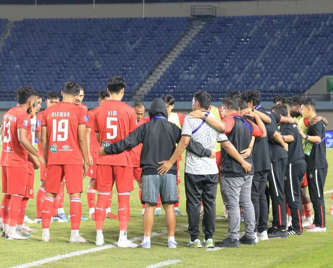 Skuad Semen Padang saat bertandang ke markas Persib Bandung. (Instagram/@semenpadangfcid)