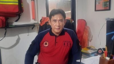 Kasi Pencegahan dan Kesiapsiagaan BPBD Kota Sukabumi, Suhendar, saat diwawancarai awak media. Foto: Istimewa.