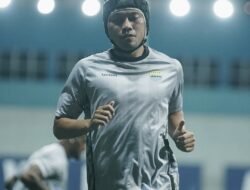 Harus Gunakan Pelindung Kepala ketika Bermain, Ini yang Dirasakan Dedi Kusnandar