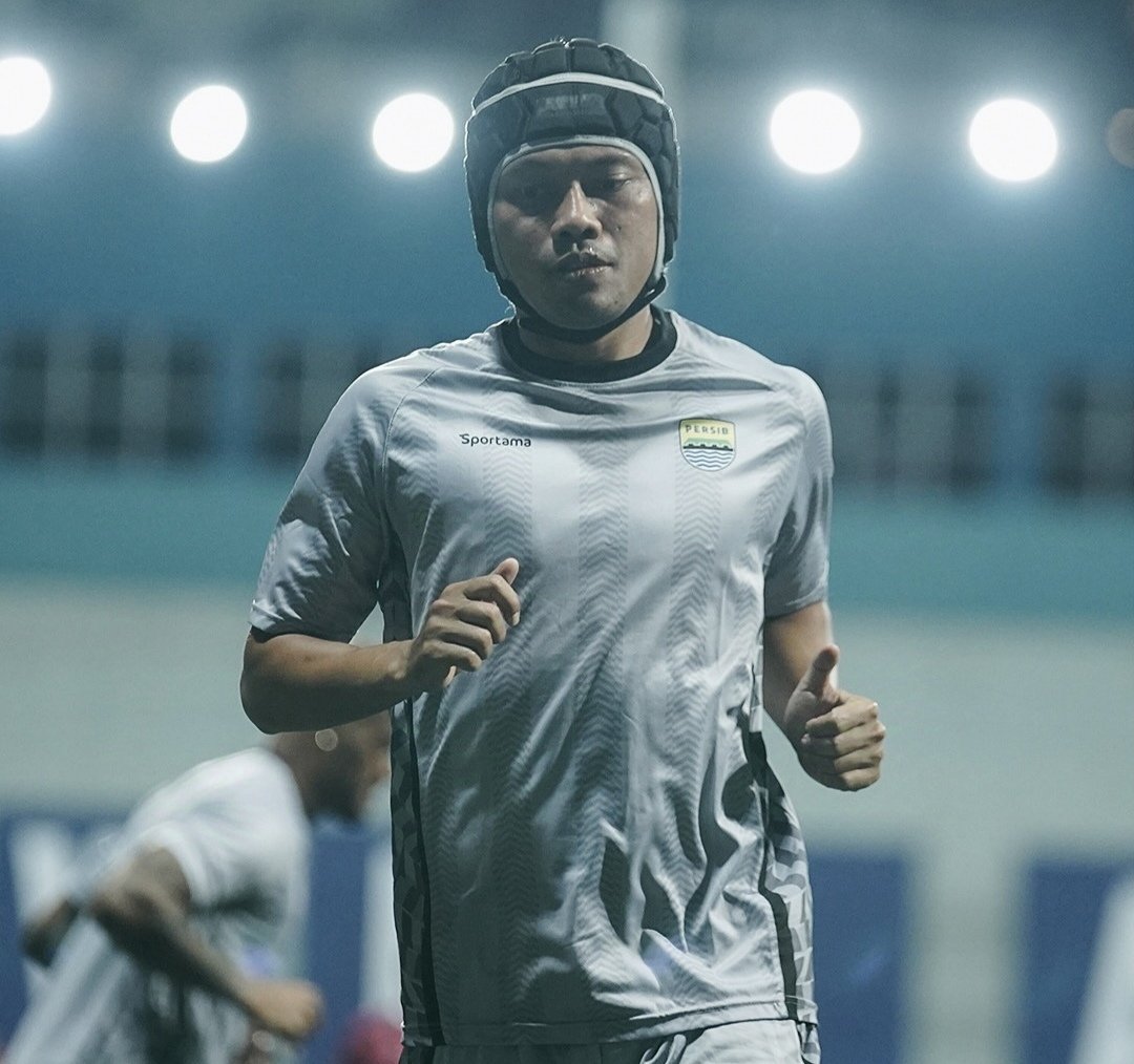 Gelandang Persib Bandung, Dedi Kusnandar. (Instagram/@persib)