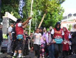 Jelang Berakhirnya Masa Kampanye Pilkada 2024, KPU Kota Sukabumi Gelar Gerak Jalan Damai