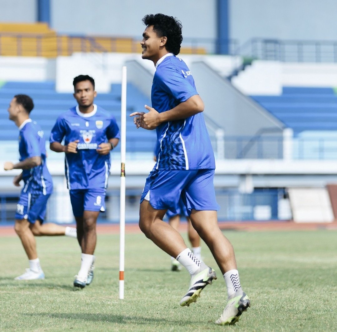Gelandang Persib Bandung, Rachmat Irianto. (Media Officer Persib)