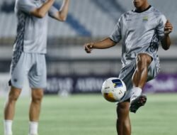 Henhen Herdiana Tidak Dibawa ke Thailand, Bojan Hodak Beberkan Alasannya
