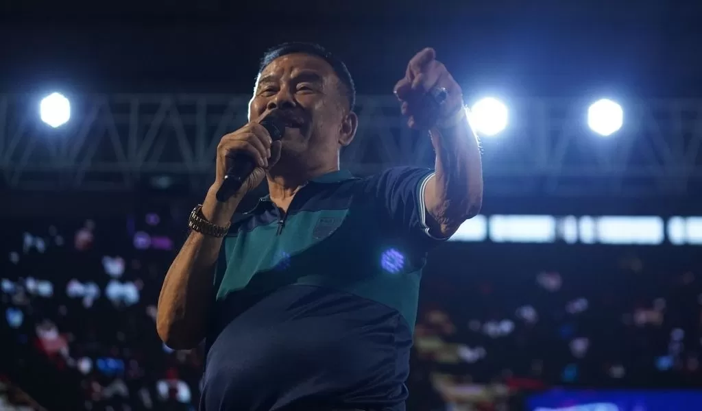 Manajer Persib Bandung, Umuh Muchtar, (Media Officer Persib)