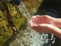 Serupa Tapi Tak Sama, Ini Perbedaan Air Sumur Bor dan Gali!