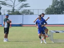 Bojan Hodak Beberkan Kondisi Pemain Persib Pasca Libur, David da Silva Kembali Mengalami Masalah Kesehatan