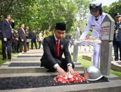 Wakil Presiden RI Tabur Bunga di Makam BJ Habibie Hingga Ani Yudhoyono