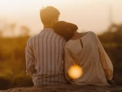 Kebiasaan Sederhana Ini Bisa Membuat Pasangan Makin Sayang, Apa Saja?