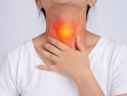 Sakit Tenggorokan? Makanan dan minuman Ini Bisa Meredakan Nyeri Loh!