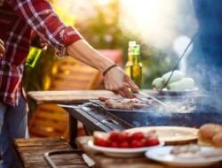 Ini Menu “Babakaran” yang Wajib Ada Malam Tahun Baru!