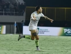 Tyronne Del Pino Senang dengan Kemenangan Persib atas PSS Sleman