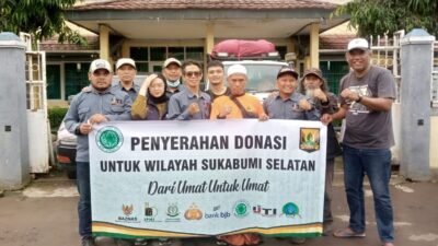 MUI berkolaborasi dengan IJTI dan pihak lainnya menyalurkan bantuan kepada korban terdampak bencana di Kabupaten Sukabumi, pada Kamis, 26 Desember 2024. Foto: Istimewa.