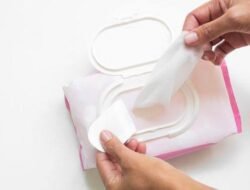 Jangan Salah! Beberapa Benda Ini Tak Boleh Dibersihkan dengan Tisu Basah