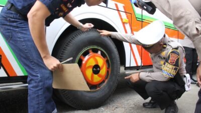 Polisi Gelar Ramp Check dan Tes Urine Sopir Bus di Terminal Tipe A Kota Sukabumi