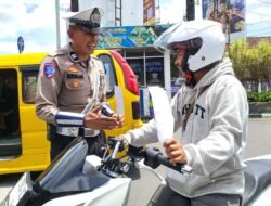 Diberhentikan Polisi, Pengendara di Sukabumi Malah Semringah