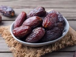 Jangan Asal! Begini Cara Memilih Kurma Tanpa Campuran Gula