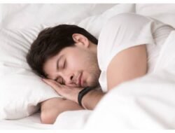 Apa Hukum Tidur Seharian Saat Puasa, Benarkah Dapat Pahala?