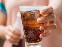 4 Minuman yang Tidak Boleh Dikonsumsi saat Buka Puasa, Apa Saja?