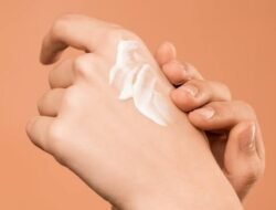 Ketahui Perbedaan Body Lotion, Body Cream, atau Body Butter Mana Favorit Kalian?