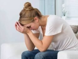 Waduh, Stres Berlebihan Pada Wanita Bisa Tingkatkan Stroke Loh!