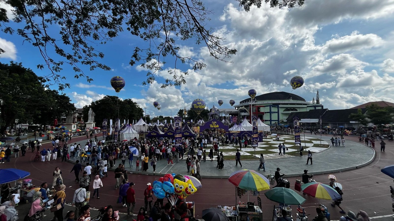 Suasana Lapang Merdeka Kota Sukabumi. FOTO: Agus Rustiawandi