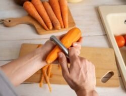 Bikin Kulit Glowing Tak Cuma dengan Skincare, Coba Makanan Ini Mengandung Retinol