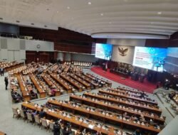 DPR akan Gelar Paripurna Hari Ini, Bagaimana soal Surat Pemakzulan Gibran?