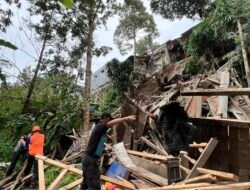 Longsor Kembali Terjadi di Jalan Aminta Ajmali Sukabumi, Tiga Ruko UMKM Ambruk